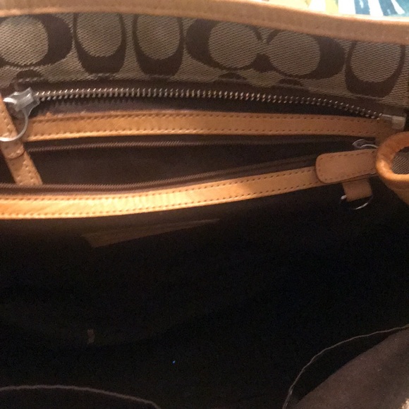 Authentic coach handbag - Picture 5 of 8